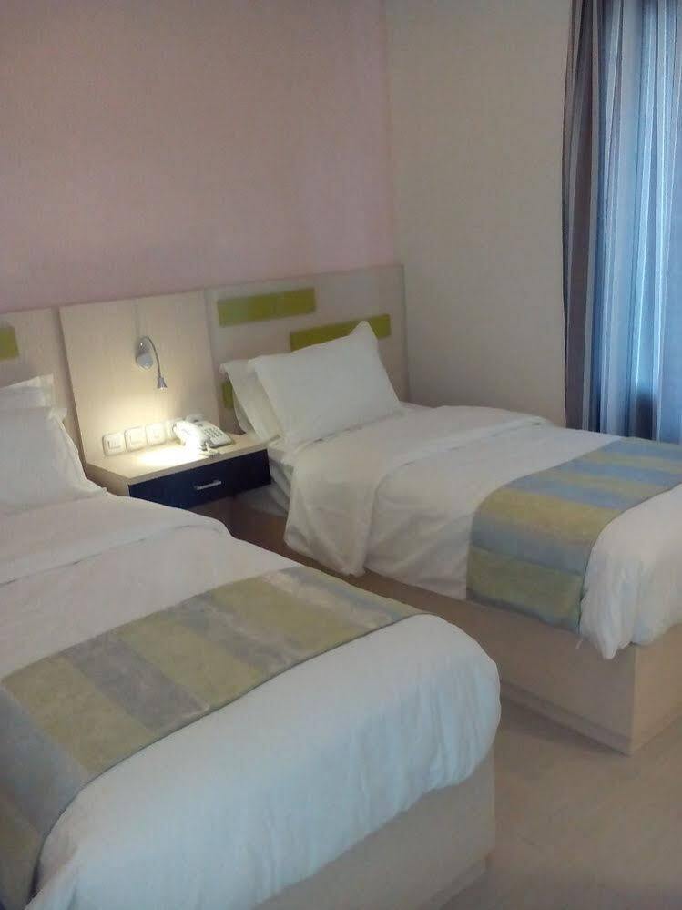The Arizon At Malioboro Hotel Yogyakarta Luaran gambar